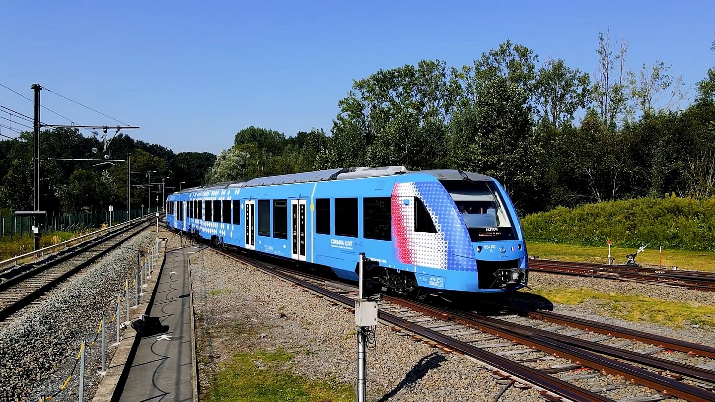 Водородный Alstom Coradia iLint во Франции