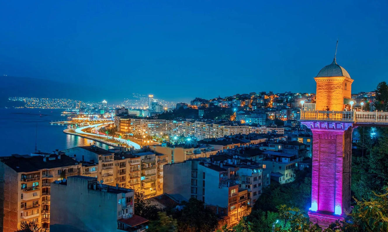 Город Измир (Izmir)