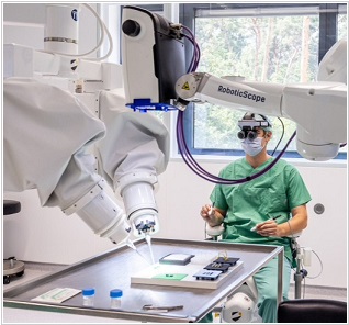 Один из самых впечатляющих прогнозов касается медицины. Маск утверждает, что через 3-4 года роботы-хирурги будут превосходить лучших человеческих специалистов Один из самых впечатляющих прогнозов касается медицины. Маск утверждает, что через 3-4 года роботы-хирурги будут превосходить лучших человеческих специалистов