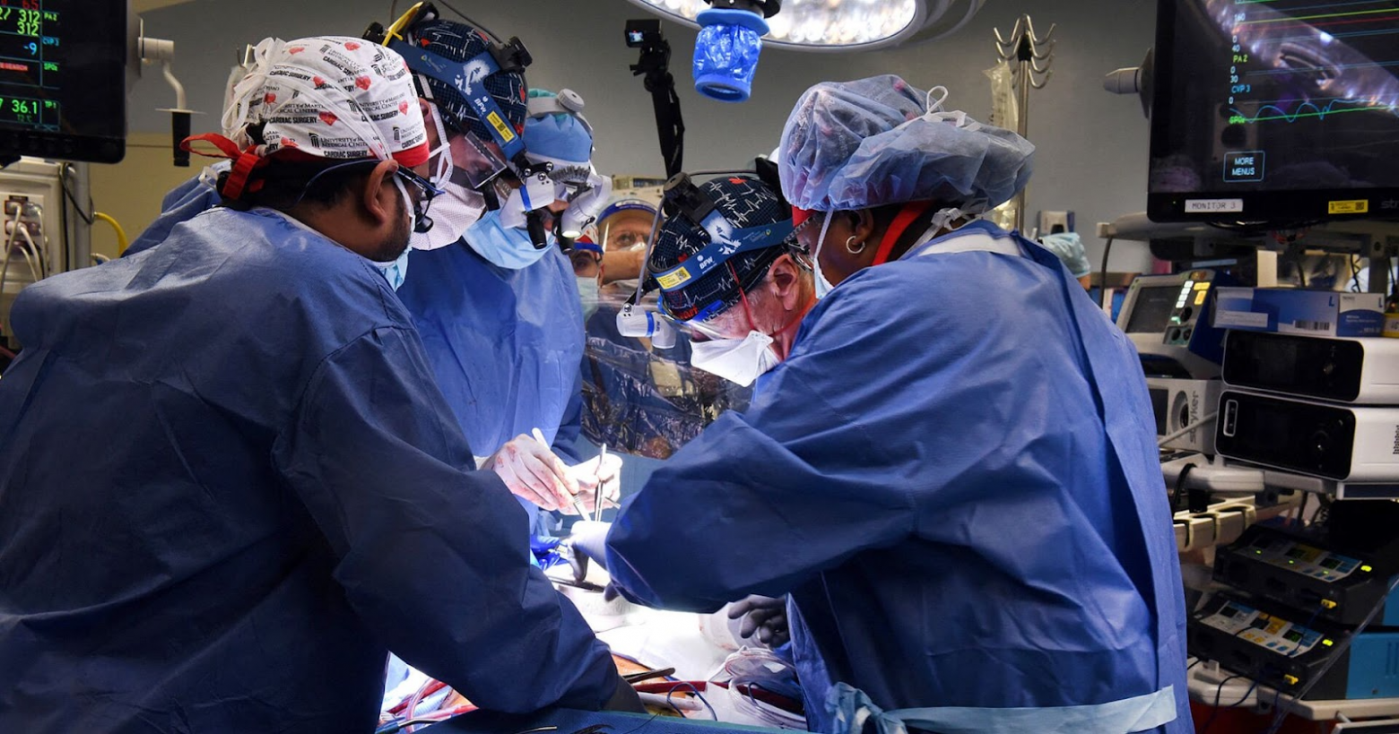 Хирурги из Университета Мэриленда провели операцию, чтобы узнать: может ли сердце генетически модифицированной свиньи поддерживать жизнь человекаИсточник: University of Maryland School of Medicine