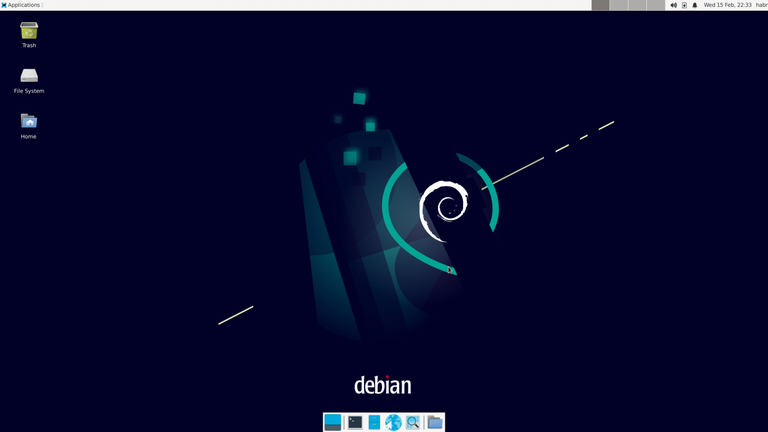 Готовое к работе виртуальное рабочее место с Debian 11