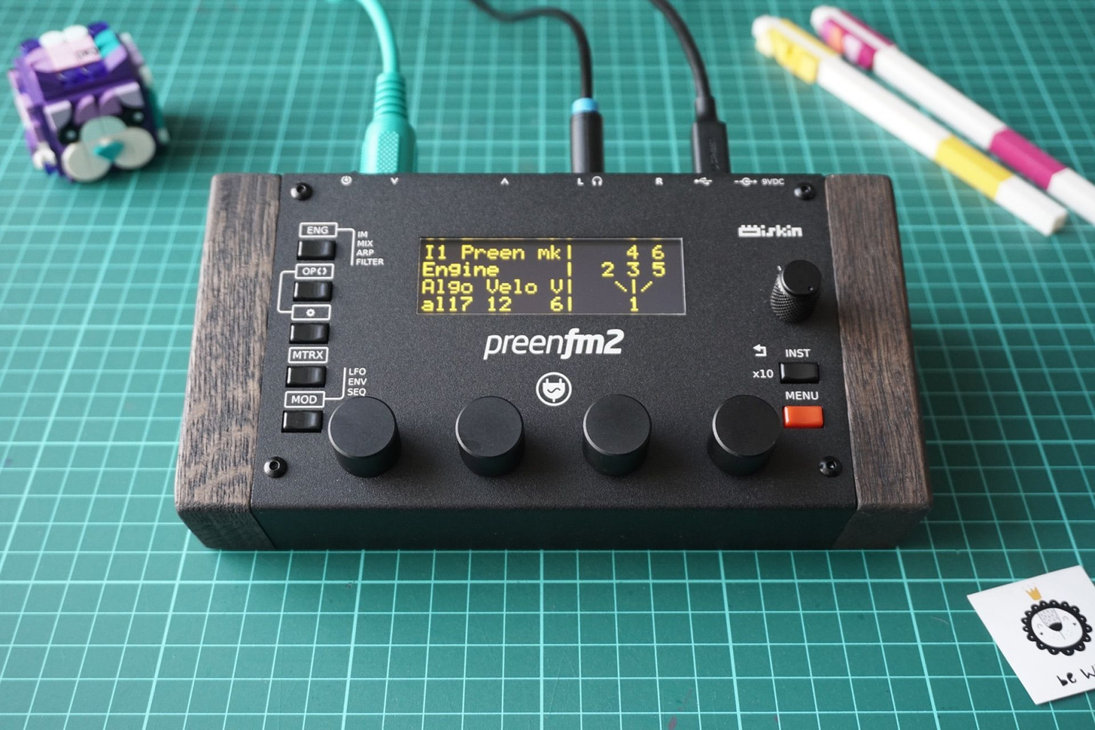 PreenFM2: Полифонический FM синтез на максималках в очень компактном устройстве. Подойдёт просветлённым с открытой FM чакрой, либо тем, кто грезит пресетами Yamaha DX-7.