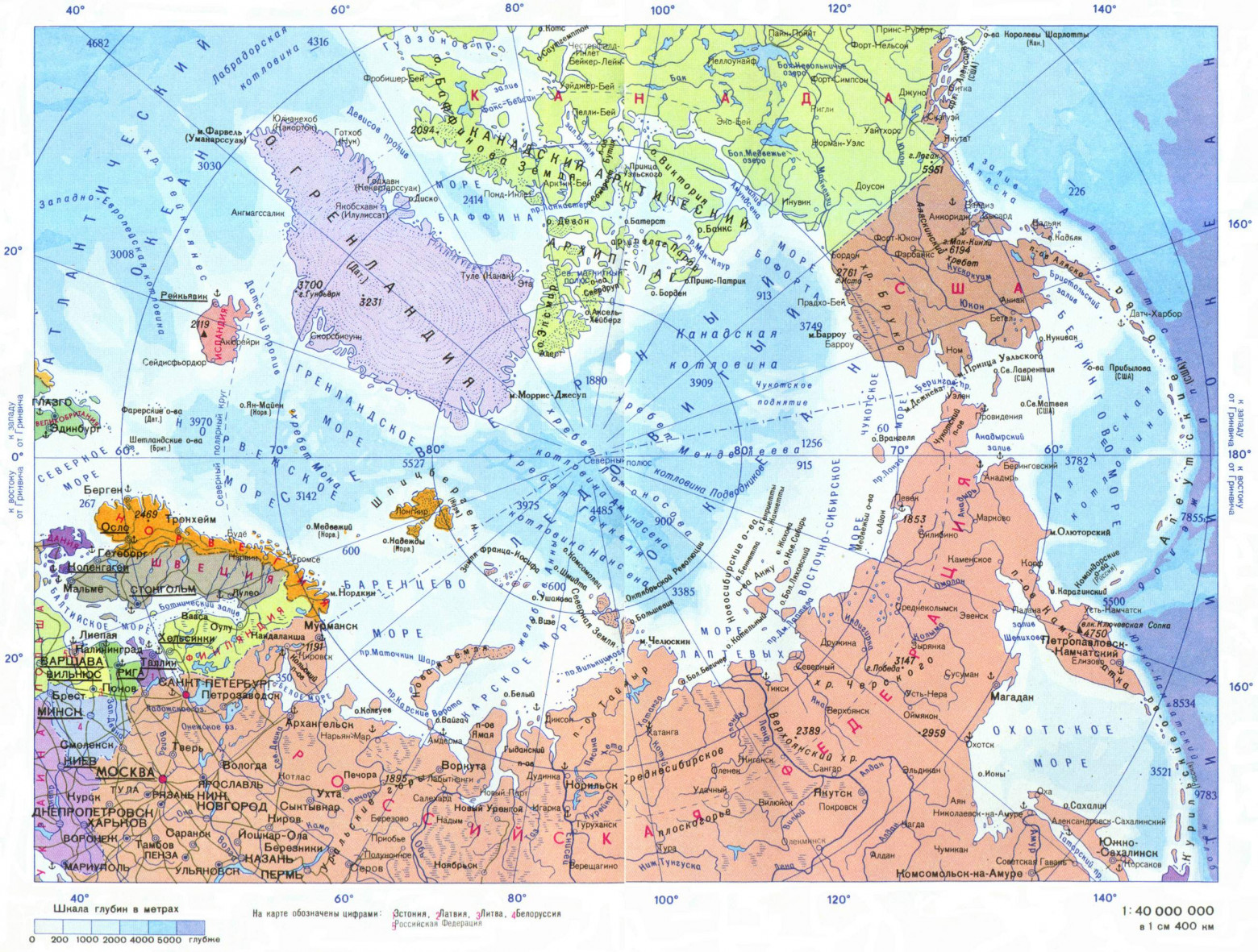 Северный ледовитый океан, арктические моря и береговые линии арктических государств. Виден огромный "фасад" России, выходящий в Арктику.
