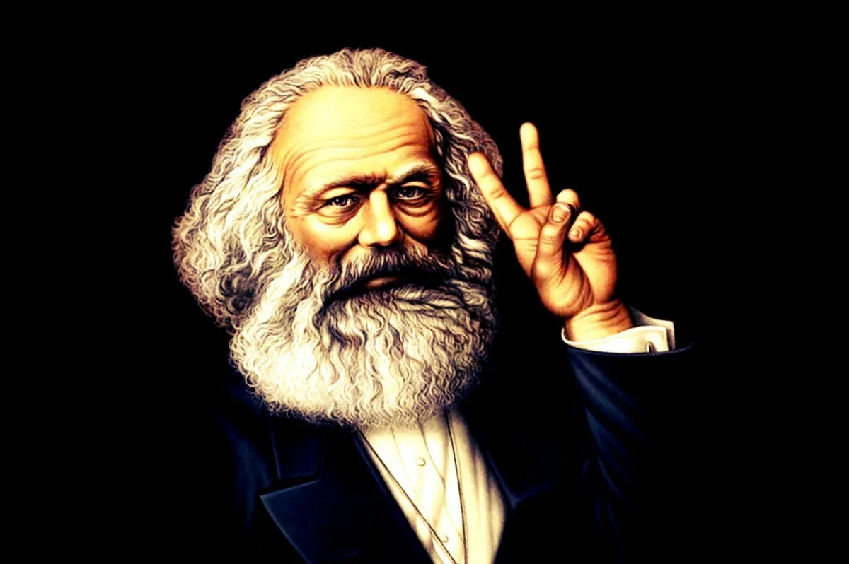 Карл Маркс одобряет борьбу с капитализмом...но темы и способы вызывают эту грусть в глазах