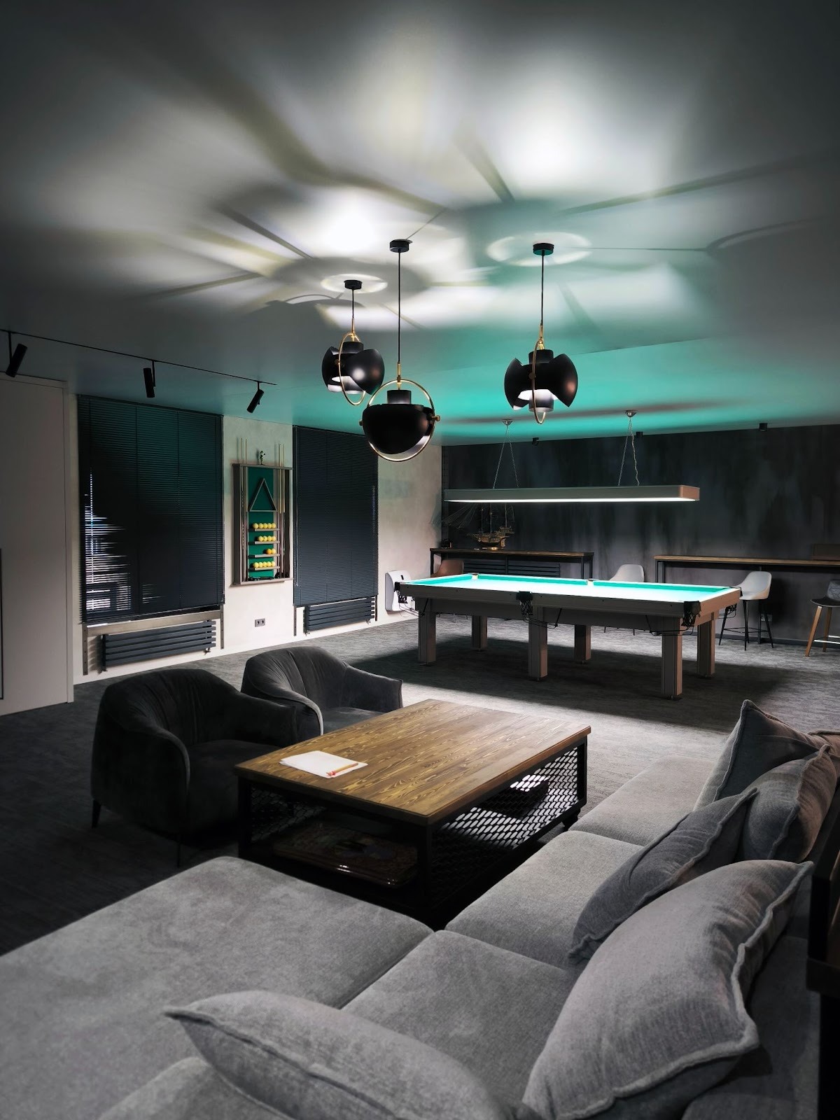 Бильярдная расположена в здании SPA-комплекса над гаражом