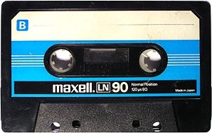 Made in Japan кассета фирмы Maxell