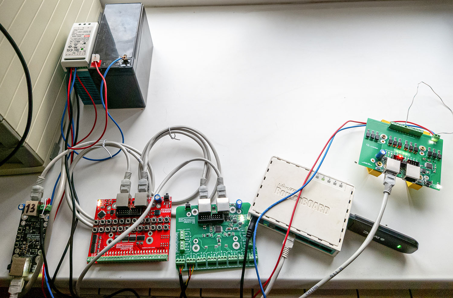 Тестовый стенд комплекта с ИБП