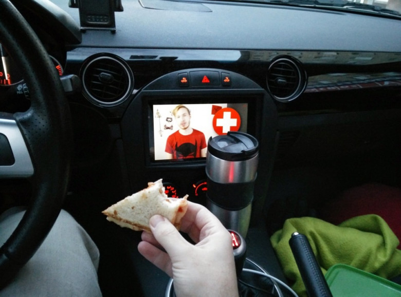 Установка планшета в автомобиль вместо магнитолы — AVTOkapitan