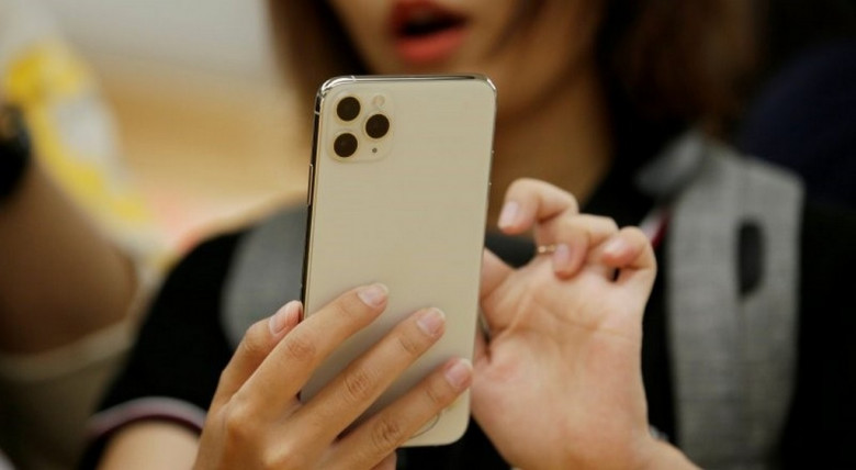Apple начнет сканировать iPhone на предмет фото жестокого обращения с  детьми / Хабр