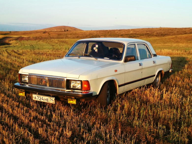ГАЗ-3102 «Волга» — легенда советского автопрома / Хабр