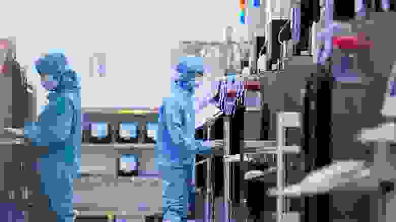 Фабрика SMIC (источник) Фабрика SMIC (источник)