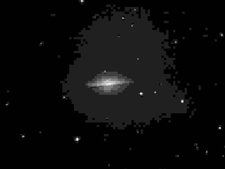 Галактика Сомбреро, сделано с помощью телескопа «Синтез».