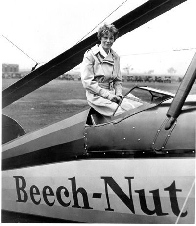 Кроме того, Эрхарт стала первой женщиной-пилотом, пересекшим на автожире всю территорию США. Чистое время в полете составило 150 часов