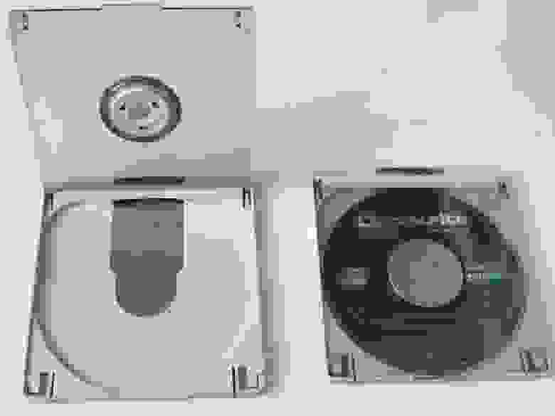 Защитный картридж для воспроизведения CD-ROM