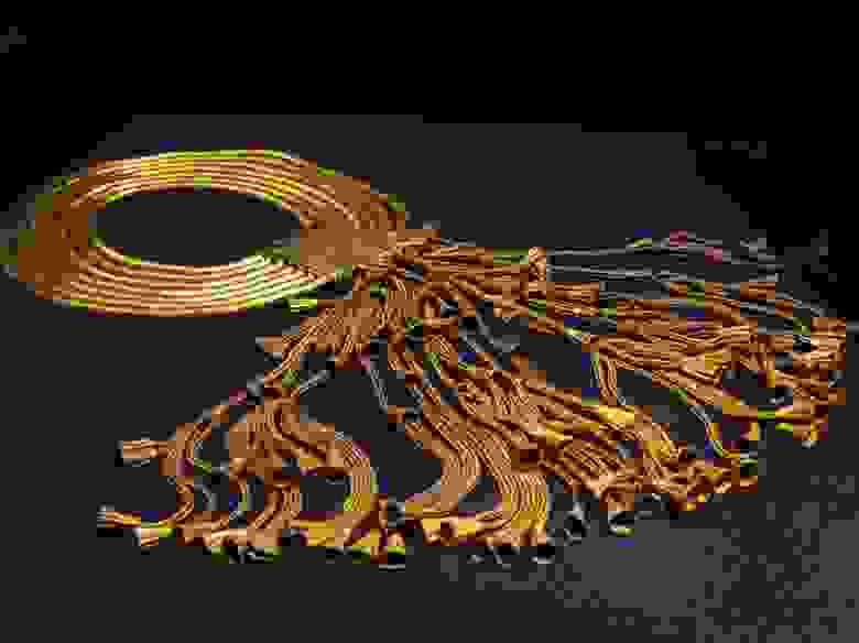 tutincommon (John Campana), CC BY 2.0 <https://creativecommons.org/licenses/by/2.0>, via Wikimedia Commons