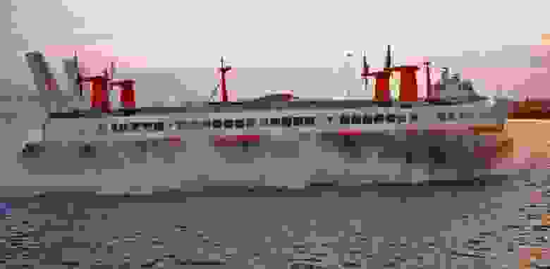 Рис.10: СВП SR.N4 (последняя модификация SR.N1) 