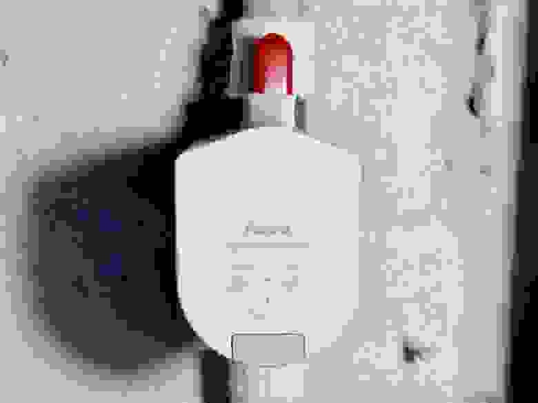 Aqara Valve Controller T1 со стороны панели управления Aqara Valve Controller T1 со стороны панели управления