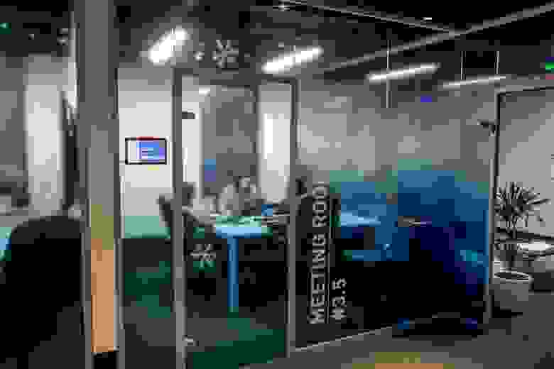 MGCom_02.jpg