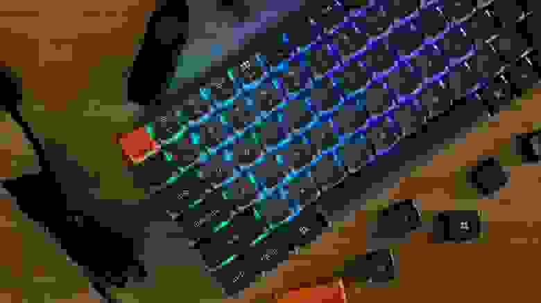 Клавиатура Keychron K3 Max с включенной RGB-подсветкой
