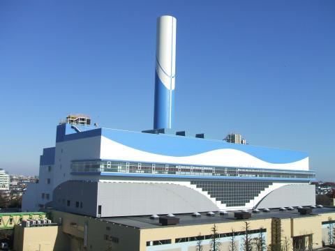 Мусоросжигающий завод в Токио