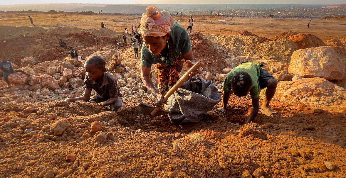 Добыча кобальта, детский труд, Конго